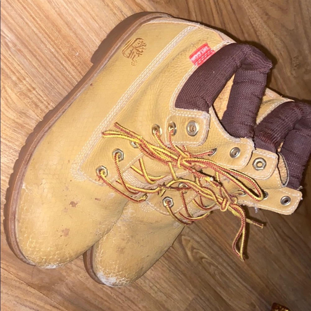 Timberlands - Picture 3 of 4